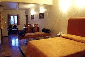 Hotel T24 Retro Bombay